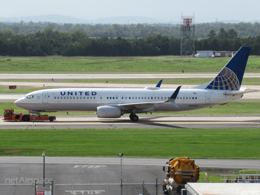 United Airlines Boeing 737-824 (N79541) | Photo 400840
