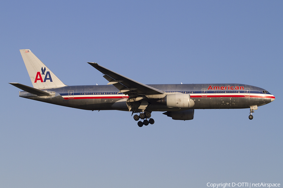 American Airlines Boeing 777-223(ER) (N795AN) | Photo 373495