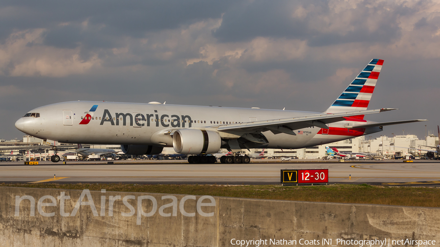 American Airlines Boeing 777-223(ER) (N795AN) | Photo 145812