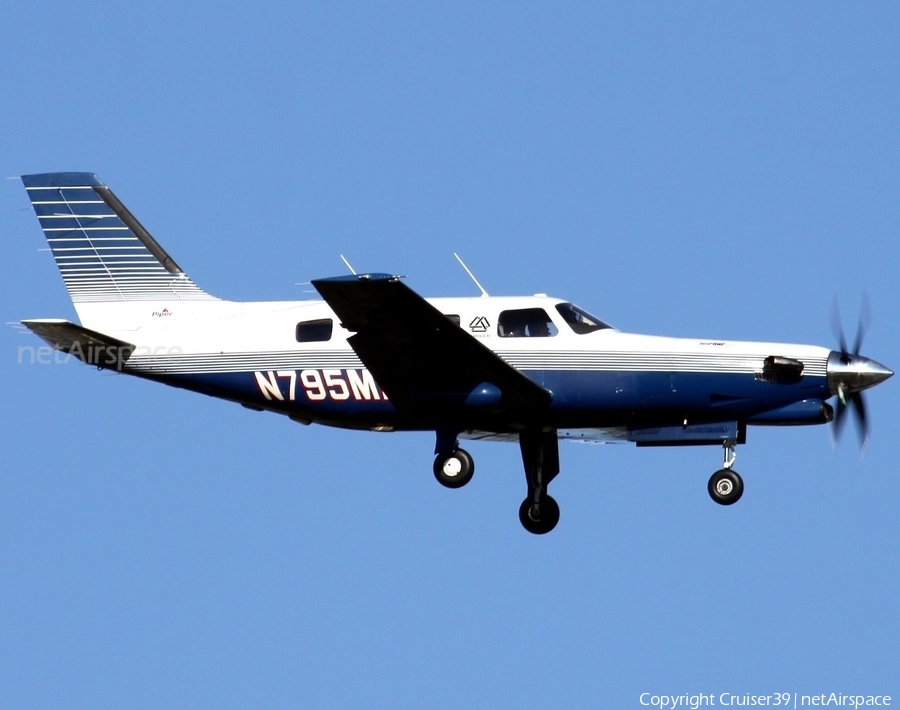 (Private) Piper PA-46-350P Malibu Mirage - JetPROP DLX (N795MA) | Photo 678848