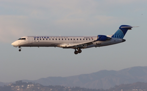 United Express (SkyWest Airlines) Bombardier CRJ-702ER (N795SK) at  Los Angeles - International, United States