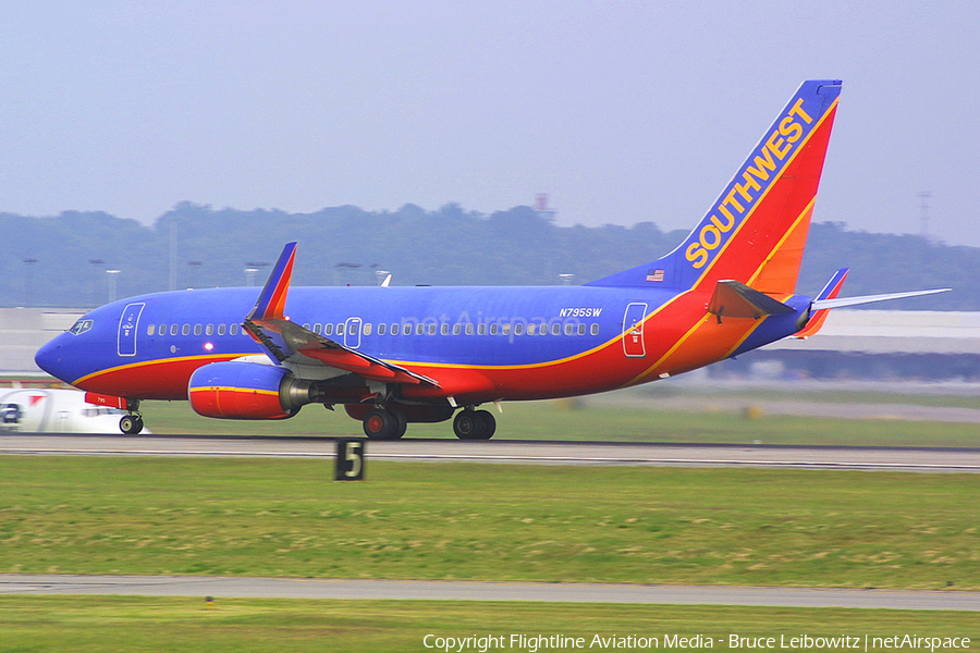 Southwest Airlines Boeing 737-7H4 (N795SW) | Photo 181261