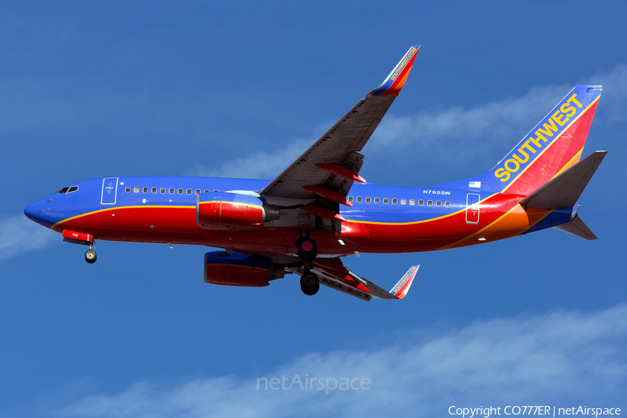 Southwest Airlines Boeing 737-7H4 (N795SW) | Photo 67259