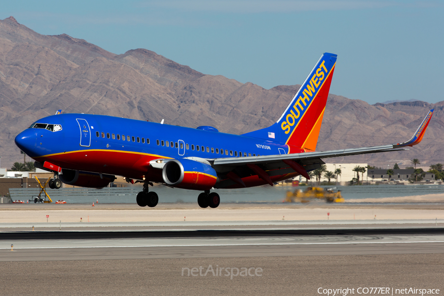 Southwest Airlines Boeing 737-7H4 (N795SW) | Photo 79966