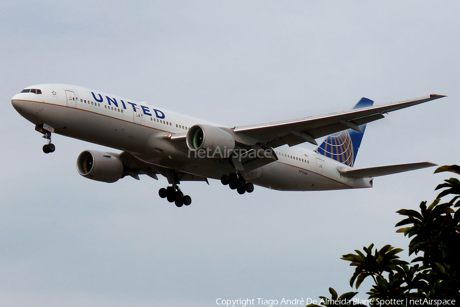 United Airlines Boeing 777-222(ER) (N795UA) | Photo 350892