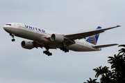 United Airlines Boeing 777-222(ER) (N795UA) at  Sao Paulo - Guarulhos - Andre Franco Montoro (Cumbica), Brazil