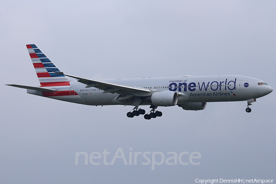 American Airlines Boeing 777-223(ER) (N796AN) | Photo 393691