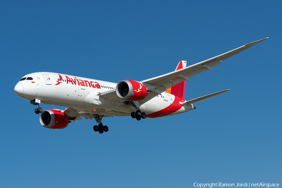 Avianca Boeing 787-8 Dreamliner (N796AV) | Photo 373195