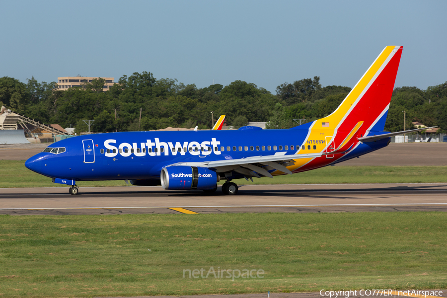 Southwest Airlines Boeing 737-7H4 (N796SW) | Photo 176994