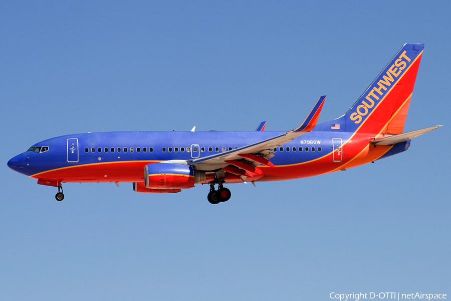 Southwest Airlines Boeing 737-7H4 (N796SW) | Photo 179271