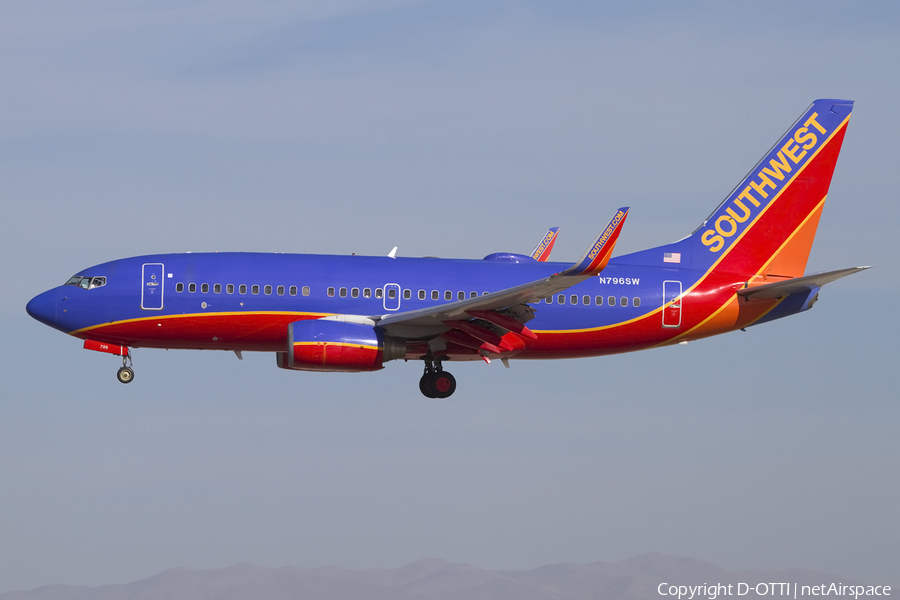 Southwest Airlines Boeing 737-7H4 (N796SW) | Photo 425406