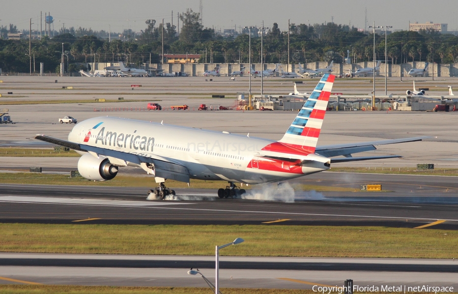 American Airlines Boeing 777-223(ER) (N797AN) | Photo 295692
