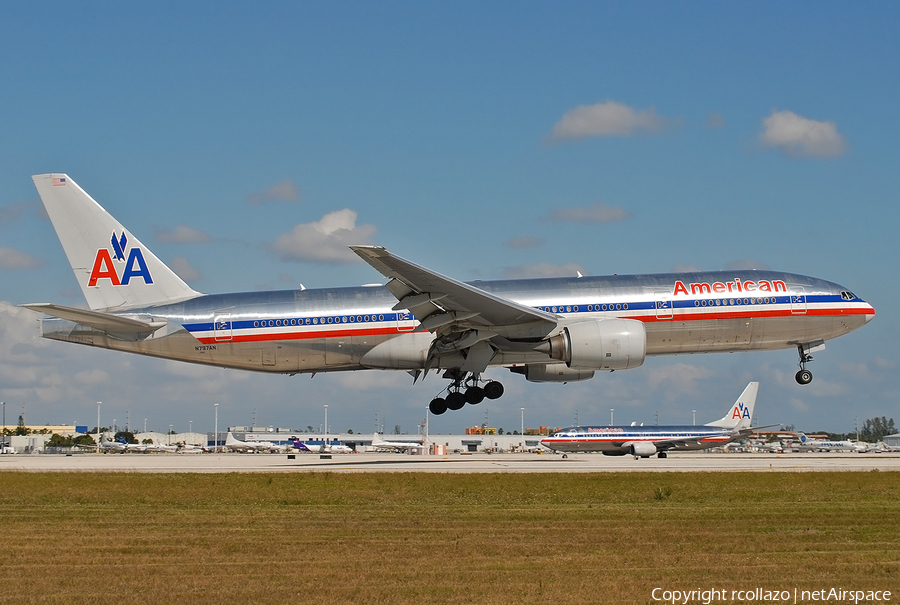 American Airlines Boeing 777-223(ER) (N797AN) | Photo 396964