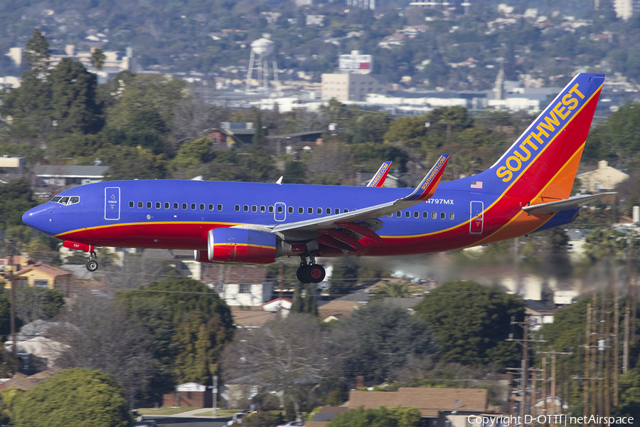 Southwest Airlines Boeing 737-7H4 (N797MX) | Photo 335736
