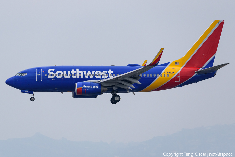 Southwest Airlines Boeing 737-7H4 (N797MX) | Photo 472421