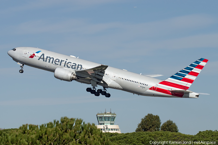 American Airlines Boeing 777-223(ER) (N798AN) | Photo 153632