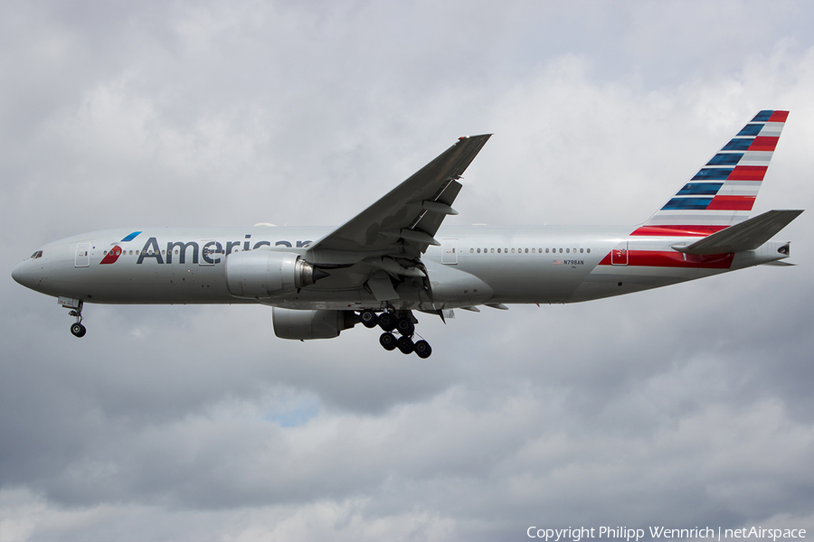 American Airlines Boeing 777-223(ER) (N798AN) | Photo 115513