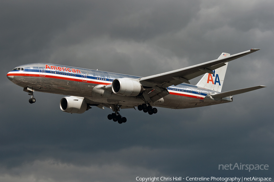 American Airlines Boeing 777-223(ER) (N798AN) | Photo 3552
