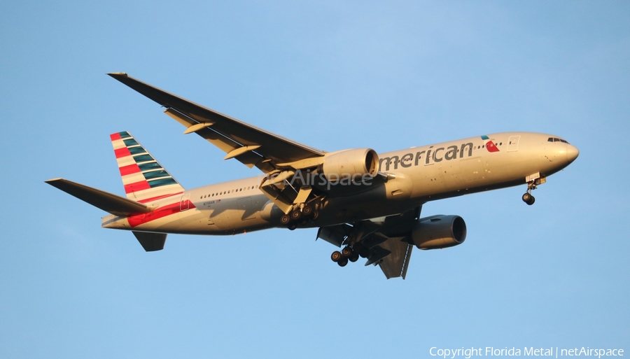 American Airlines Boeing 777-223(ER) (N798AN) | Photo 314209