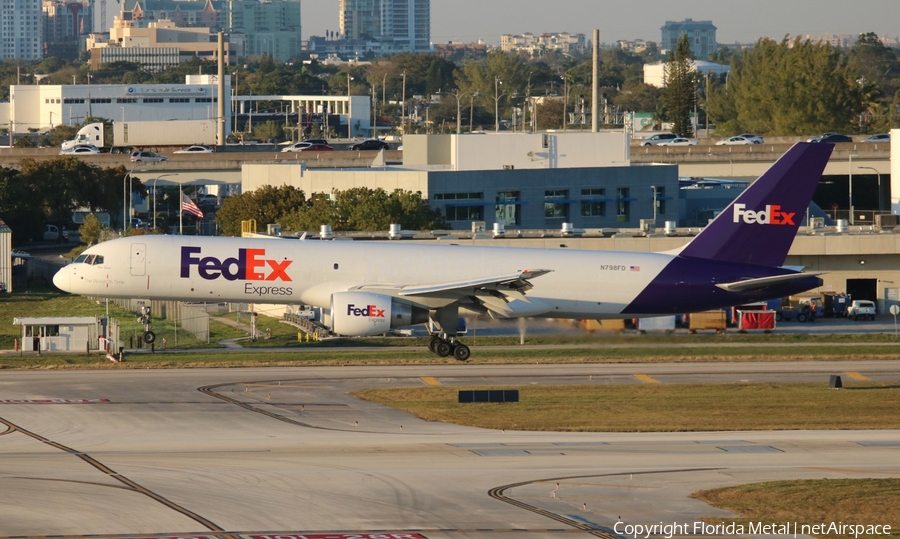 FedEx Boeing 757-222(SF) (N798FD) | Photo 314212