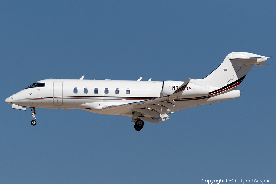 NetJets Bombardier BD-100-1A10 Challenger 350 (N798QS) | Photo 201388
