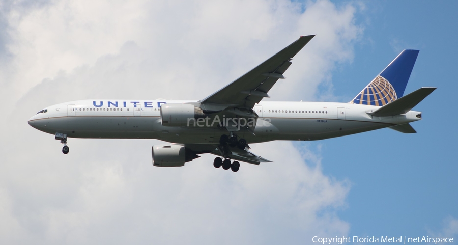 United Airlines Boeing 777-222(ER) (N798UA) | Photo 351349