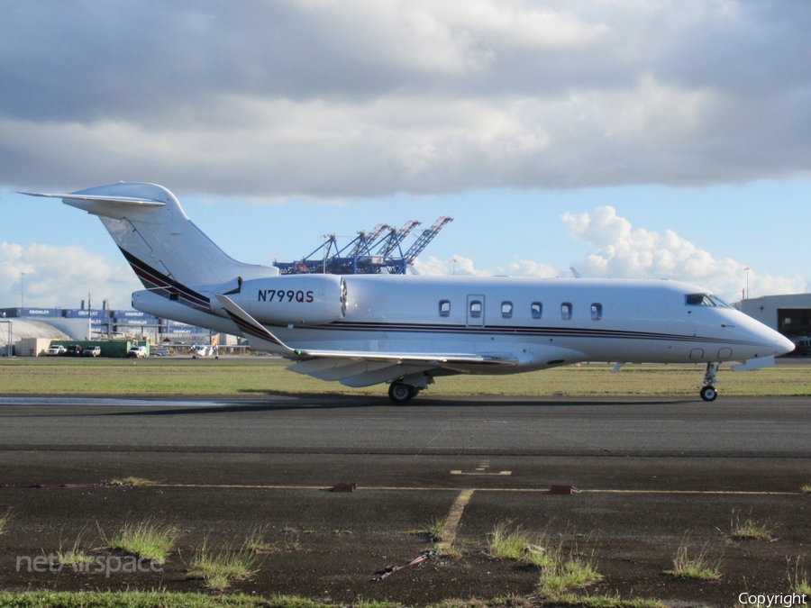 NetJets Bombardier BD-100-1A10 Challenger 350 (N799QS) | Photo 489715