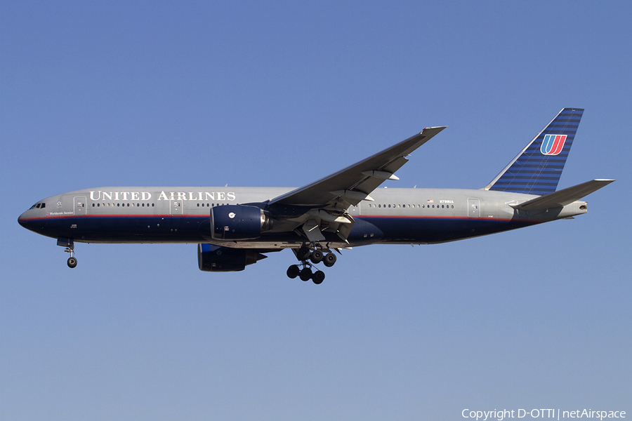 United Airlines Boeing 777-222(ER) (N799UA) | Photo 337763