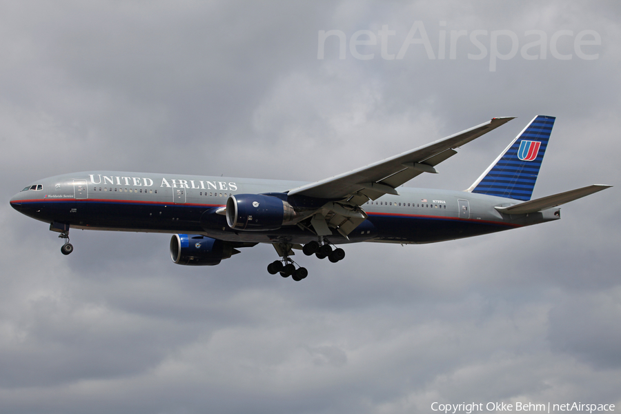 United Airlines Boeing 777-222(ER) (N799UA) | Photo 122664