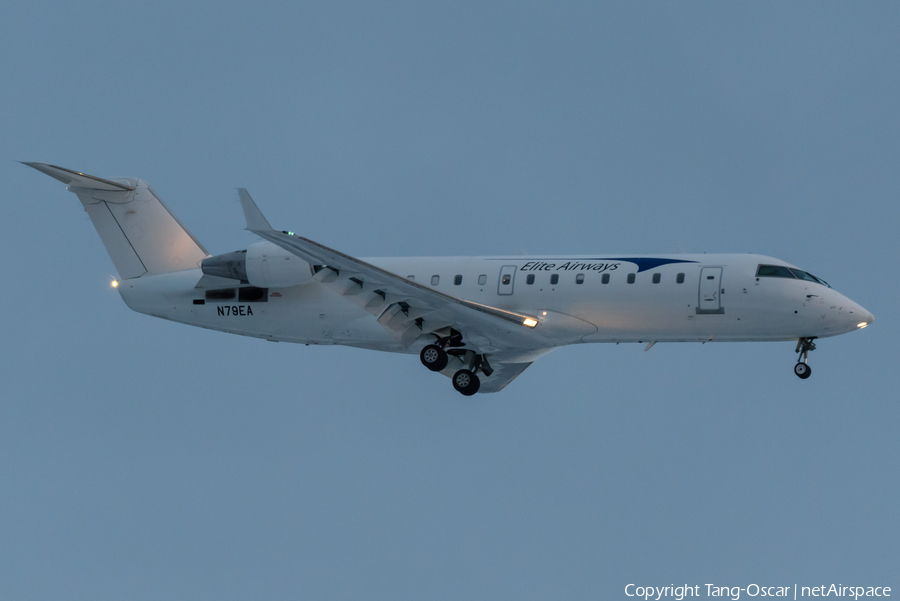 Elite Airways Bombardier CRJ-200ER (N79EA) | Photo 292673