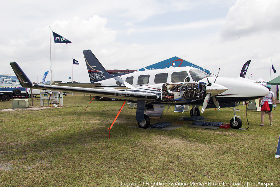 (Private) Piper PA-31-325 Navajo c/r (N79LK) | Photo 446550