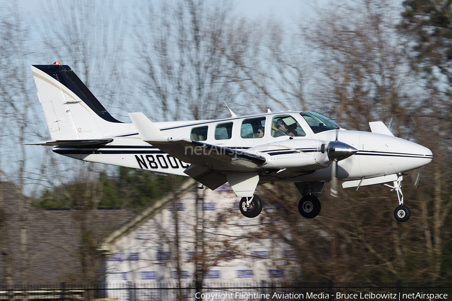 (Private) Beech 58 Baron (N800CF) | Photo 158064
