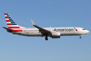 American Airlines Boeing 737-823 (N800NN) at  Miami - International, United States