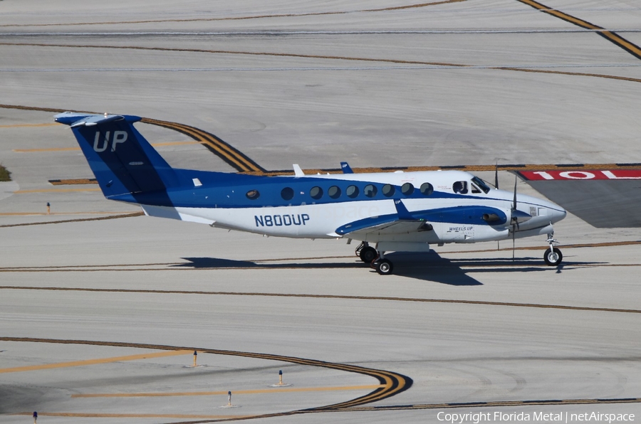 Wheels Up Beech King Air 350 (N800UP) | Photo 314507