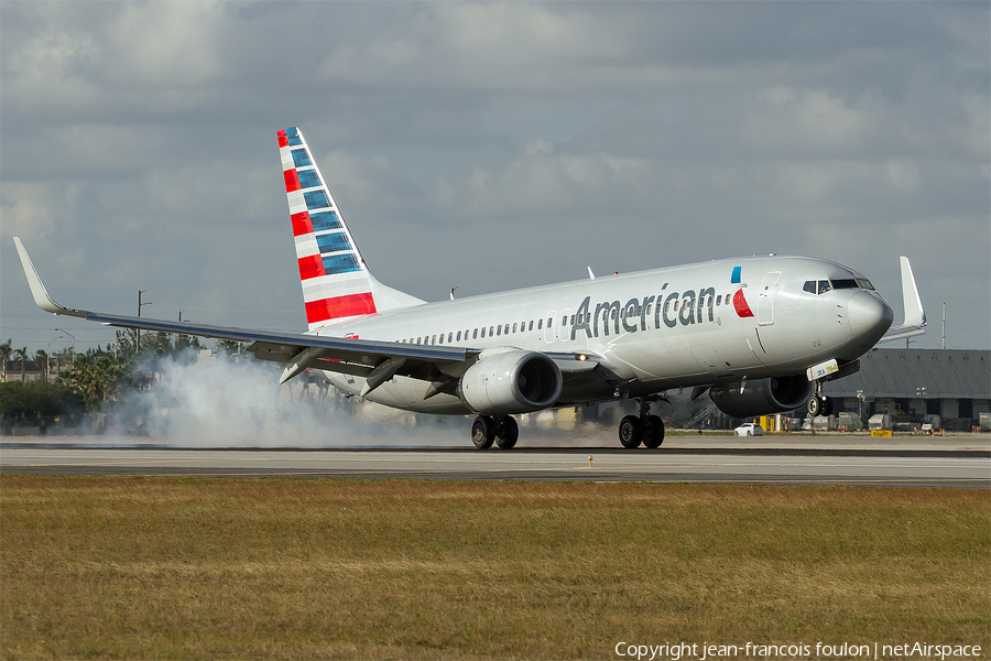 American Airlines Boeing 737-823 (N801NN) | Photo 230940