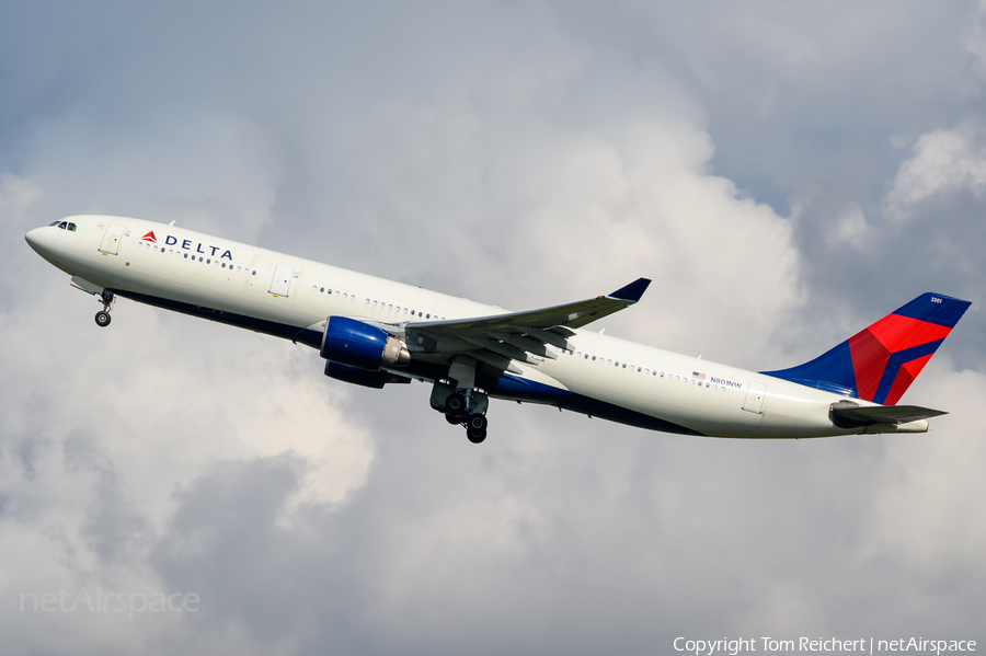 Delta Air Lines Airbus A330-323X (N801NW) | Photo 584713