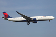 Delta Air Lines Airbus A330-323X (N802NW) at  Amsterdam - Schiphol, Netherlands