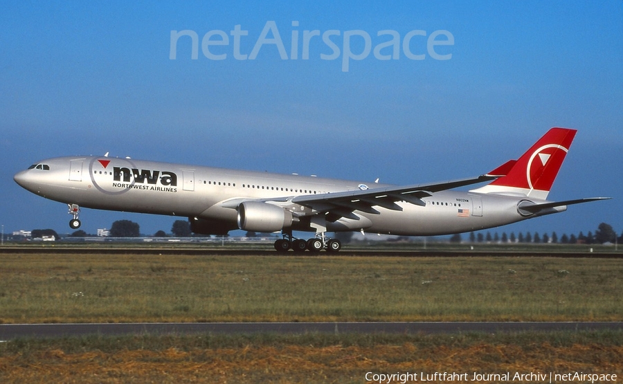 Northwest Airlines Airbus A330-323X (N802NW) | Photo 401845