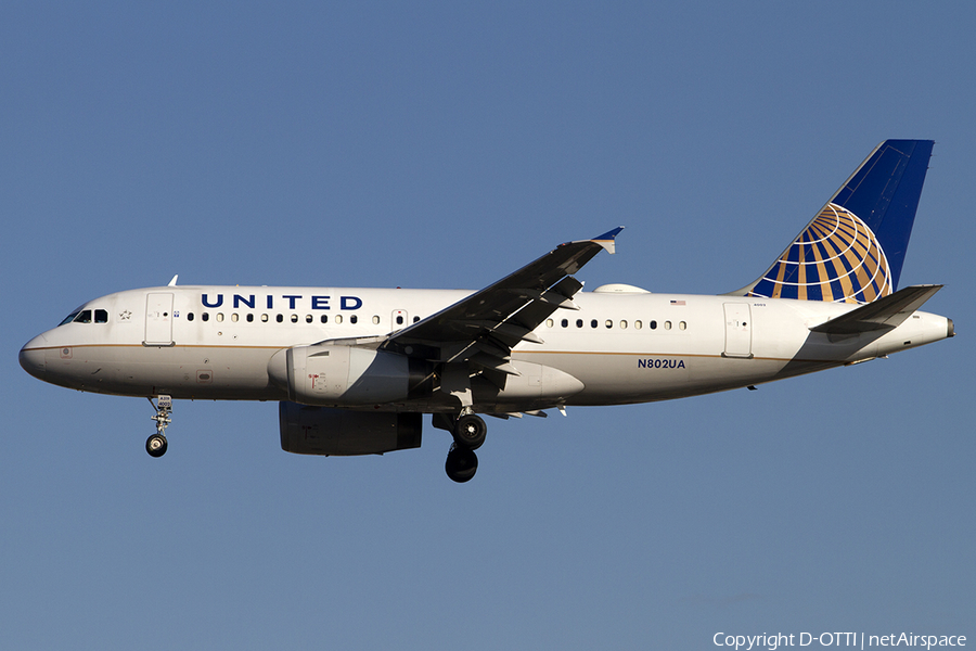 United Airlines Airbus A319-131 (N802UA) | Photo 469502