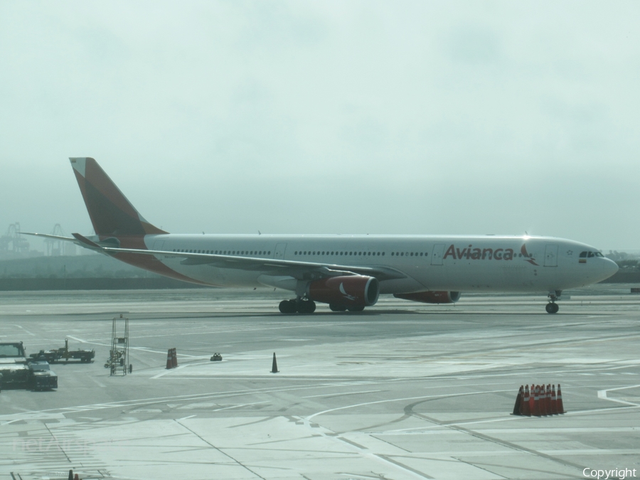 Avianca Airbus A330-343E (N803AV) | Photo 360359