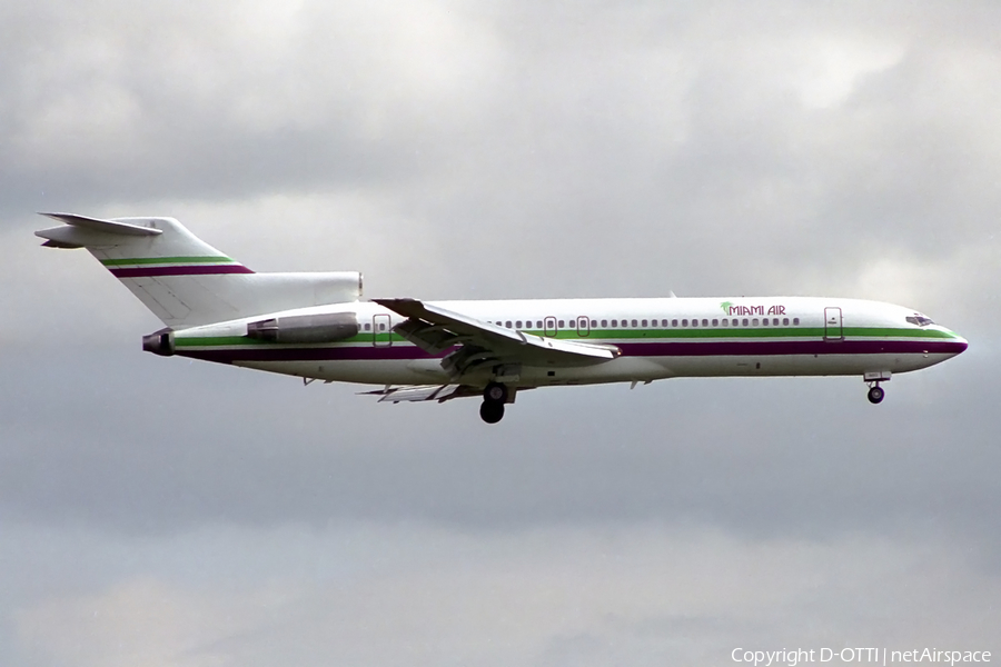 Miami Air International Boeing 727-225(Adv) (N803MA) | Photo 146889
