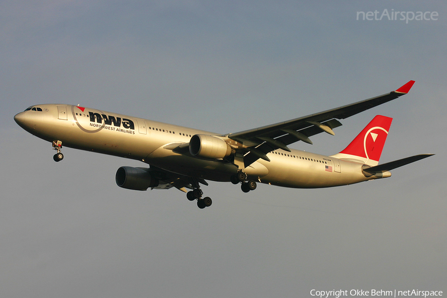 Northwest Airlines Airbus A330-323X (N803NW) | Photo 40438
