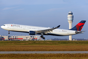 Delta Air Lines Airbus A330-323X (N804NW) at  Atlanta - Hartsfield-Jackson International, United States
