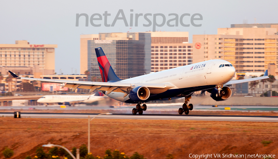Delta Air Lines (N804NW) | Photo 118647