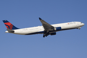 Delta Air Lines Airbus A330-323X (N804NW) at  Phoenix - Sky Harbor, United States