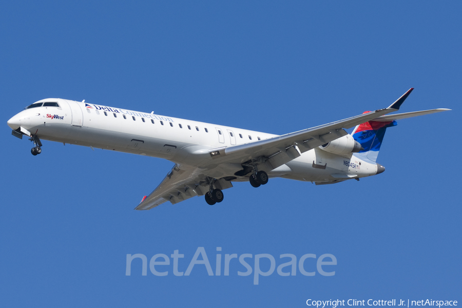 Delta Connection (SkyWest Airlines) Bombardier CRJ-900LR (N804SK) | Photo 41185