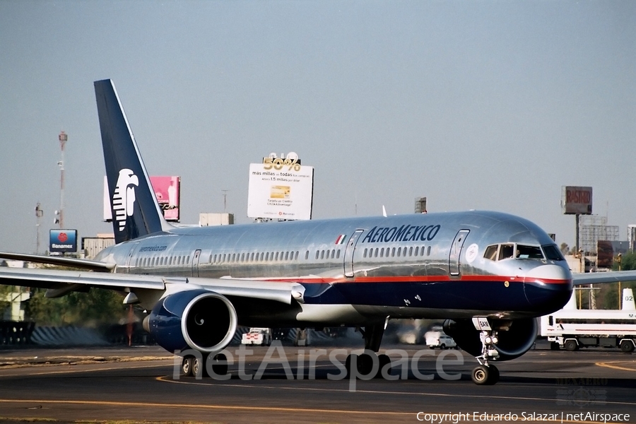 AeroMexico Boeing 757-2Q8 (N806AM) | Photo 162943