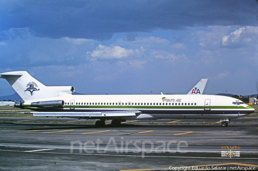 Miami Air International Boeing 727-225(Adv) (N806MA) | Photo 535018