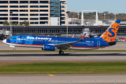 Sun Country Airlines Boeing 737-8Q8 (N806SY) at  Minneapolis - St. Paul International, United States