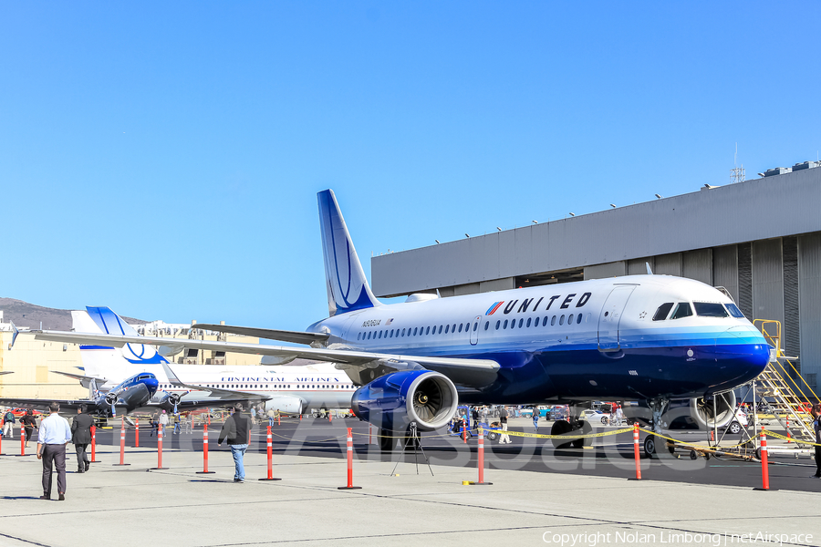 United Airlines Airbus A319-131 (N806UA) | Photo 468934